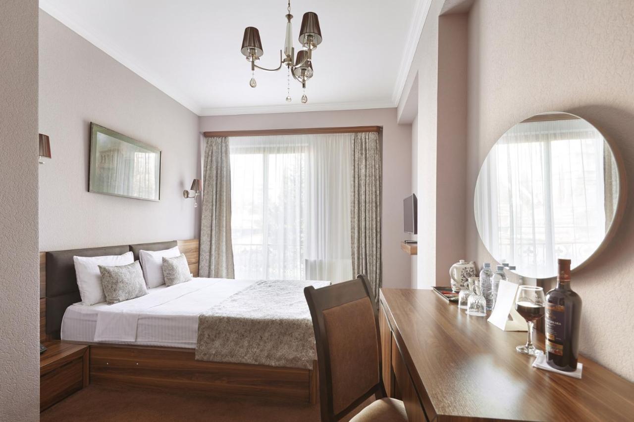 Hotel Pushkin Tbilissi Extérieur photo